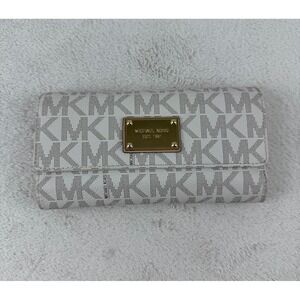 Michael Kors Checkbook Wallet Large Jet Set Travel Signature Vanilla Monogrammed
